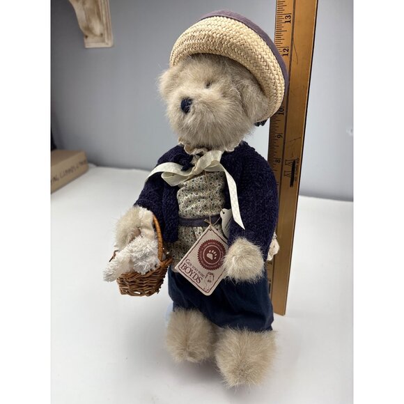 Boyds Bears Aunt Mabel Plush W/ Snowy Rabbit Basket Collectible Stuffed Toy 13” - Picture 6 of 9